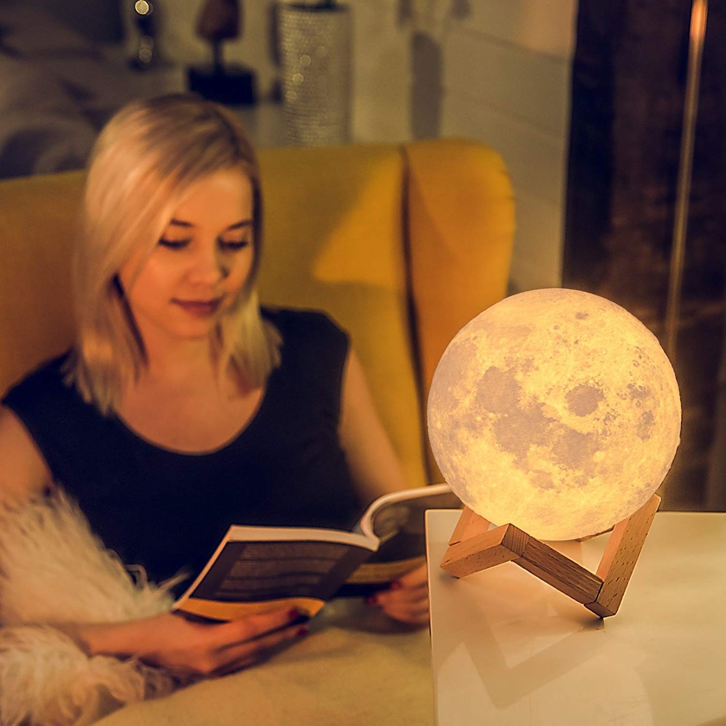 3D Moon Light Lamp – Hold the Moon in Your Hands!