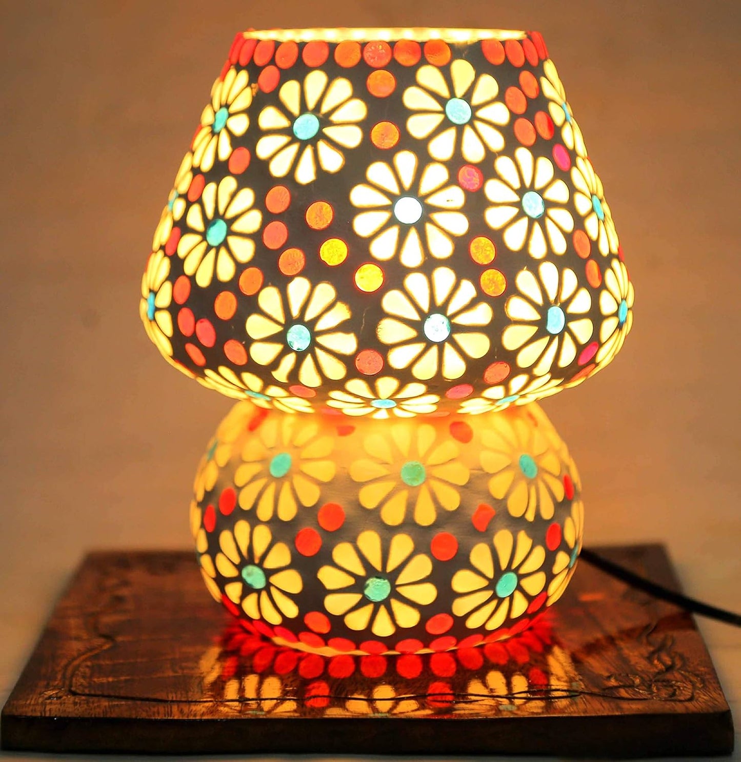 White Jasmine Mosaic Table Lamp – Art, Light, and Elegance Combined